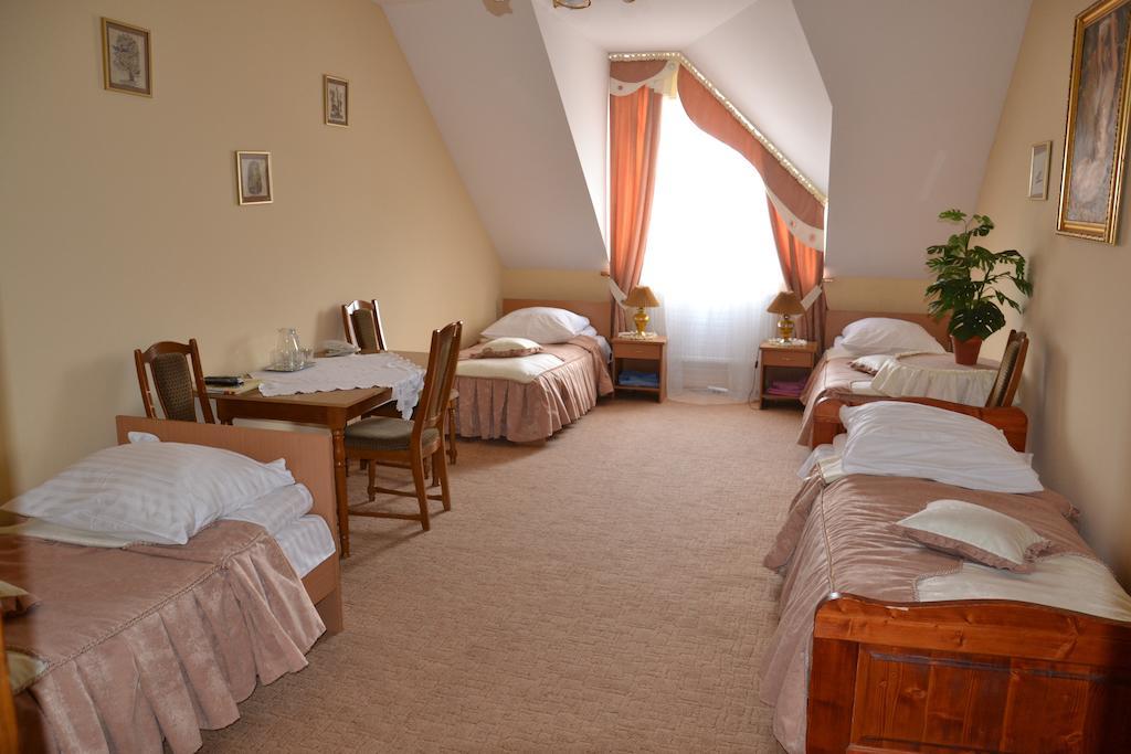 Kruiz Motel Kholmok Chambre photo